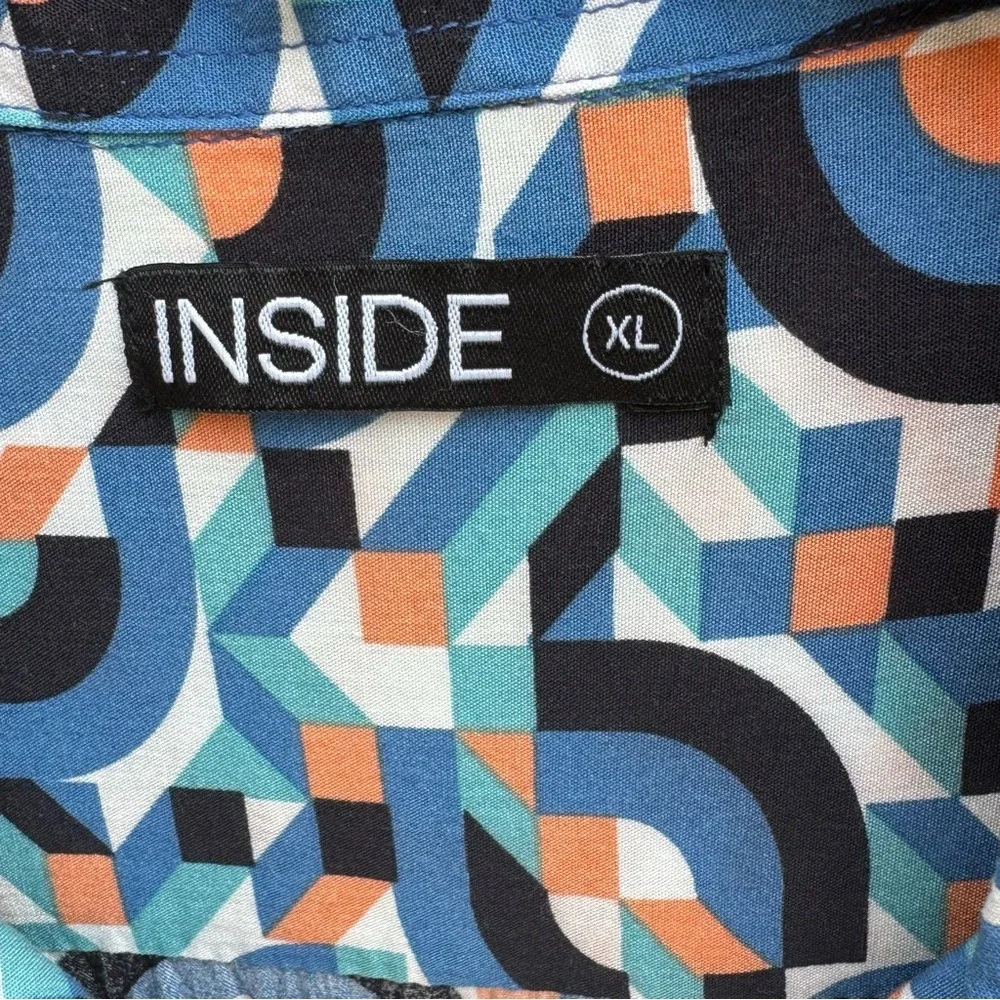 INSIDE. Men's Short Sleeve Button Down‎ Shirt. Stylish & Modern. Colorful…